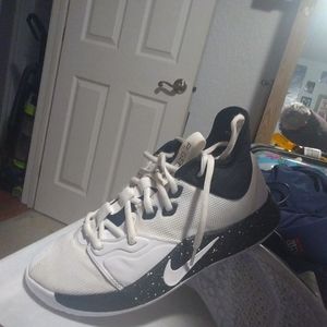 Nike P. George Youth Basketball Shoes Nike